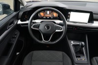 VW Golf VIII Variant 1.0 TSI Life