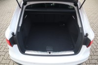 Audi A4 Quattro Avant 40 TDI quattro S line