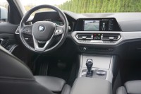 BMW 320 320i Advantage