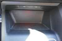 VW Golf VIII Variant eTSI DSG R-Line