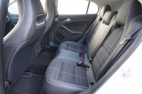 Mercedes-Benz GLA 200 Urban