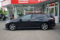 VW Golf VIII Variant 1.5 TSI R-Line