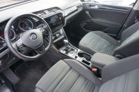 VW Touran 1.5 TSI R-Line