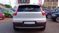 Volvo XC 40 T2 2WD Momentum Pro
