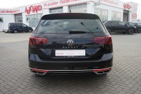 VW Passat Variant 2.0 TSI DSG R-Line