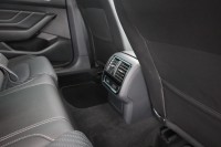 VW Passat Variant 1.5 TSI DSG R-line