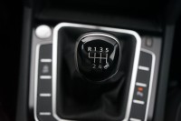 VW Passat Variant 1.5 TSI Business Pano Stdhz.