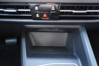 VW Golf VIII Variant Life eTSI