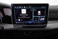 VW Golf VIII Variant 1.5eTSI DSG