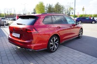 VW Golf VIII Variant 2.0 R-Line