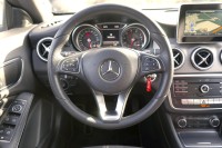 Mercedes-Benz CLA 180 Shooting Brake 