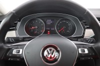 VW Passat Variant 1.8 TSI DSG R-Line