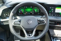 VW Golf VIII Variant R-Line eTSI DSG