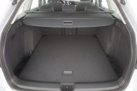 VW Golf VIII Variant 1.0 eTSI DSG