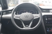 VW Passat Variant 1.5 TSI R-Line DSG