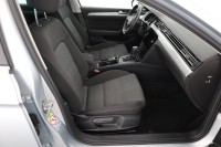 VW Passat Variant 2.0 TDI DSG IQ-Light