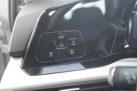 VW Golf VIII 1.0 eTSI