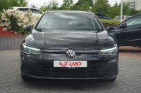 VW Golf VIII Variant 1.0 eTSI