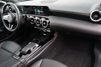 Mercedes-Benz A 200 A200 d