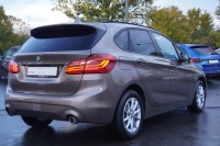 BMW 220 i Advantage