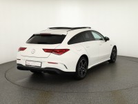 Mercedes-Benz Shooting Brake CLA 250 e AMG Line