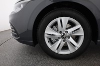 VW Golf VIII Variant 1.5 eTSI DSG Life