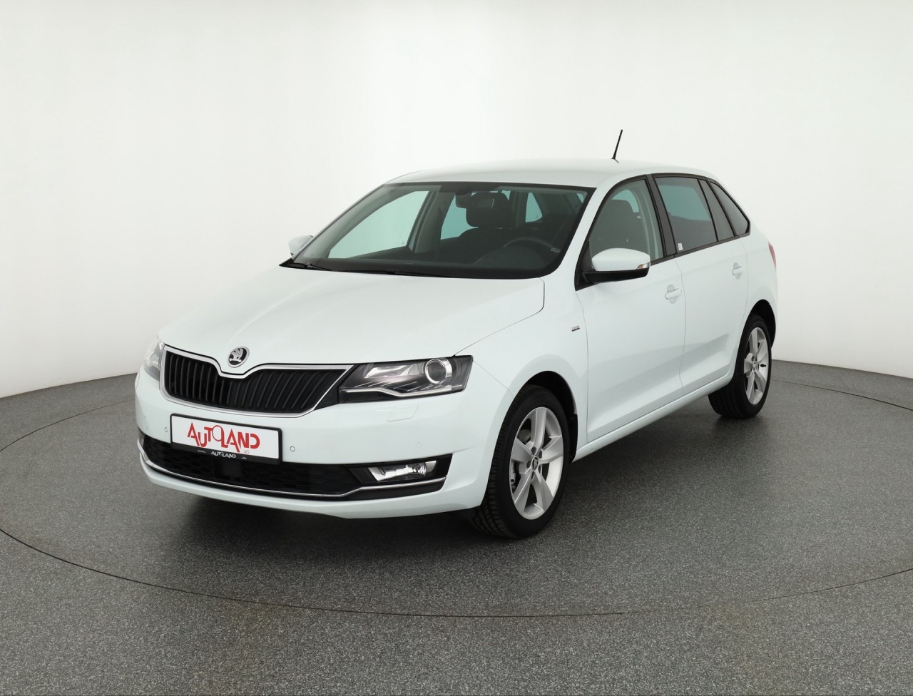 Skoda Rapid 1.0 TSI Clever Spaceback