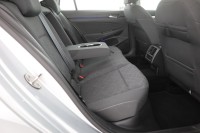 VW Golf VIII Variant 2.0 TDI Life