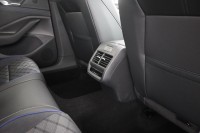VW Passat Variant R-Line 2.0 TSI DSG