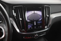 Volvo V60 B4 R-Design