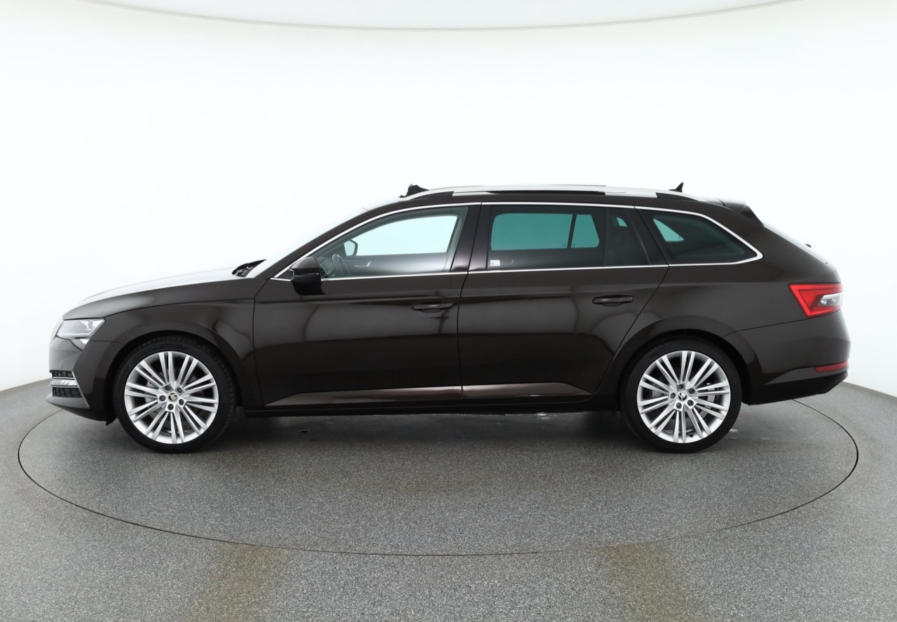 Skoda Superb Combi 1.4 TSI iV Style