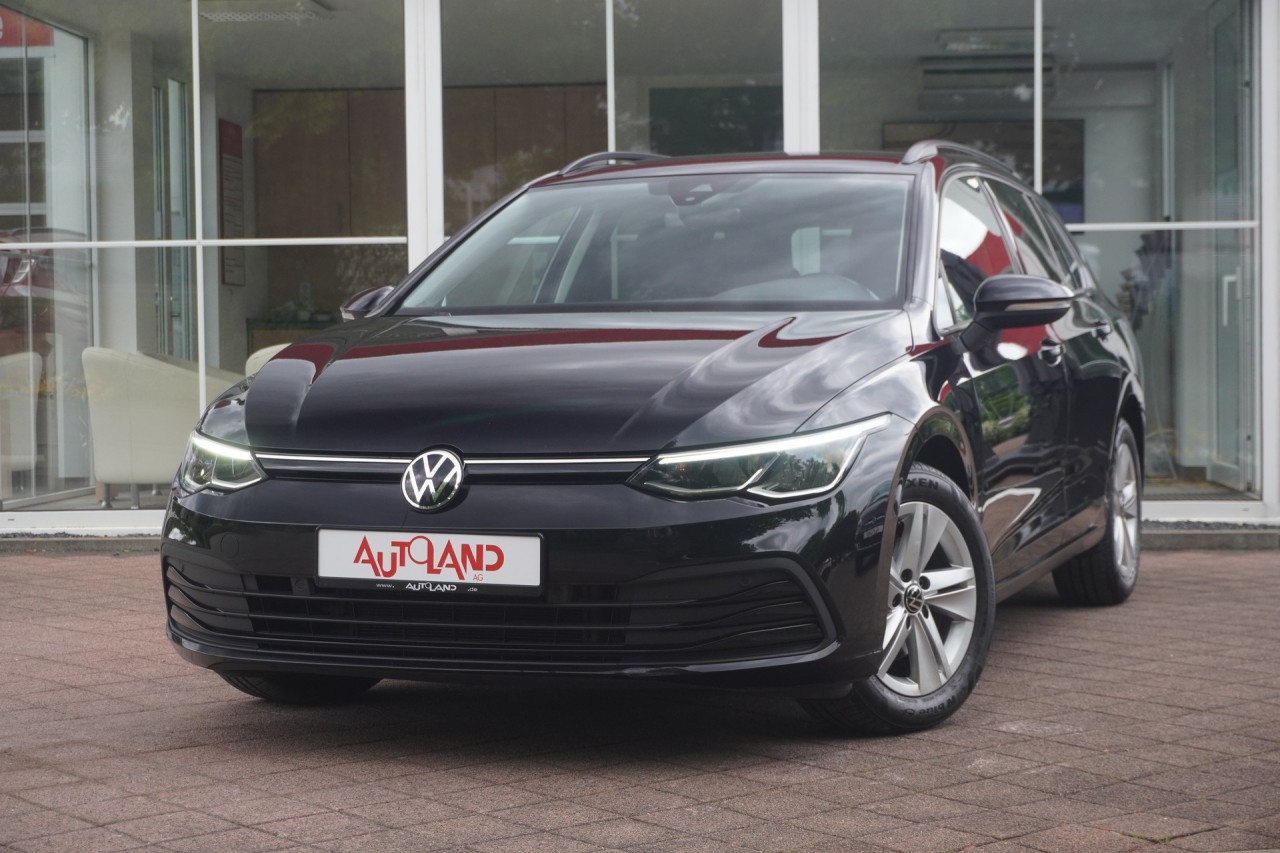 VW Golf VIII Variant 1.5 eTSI Life