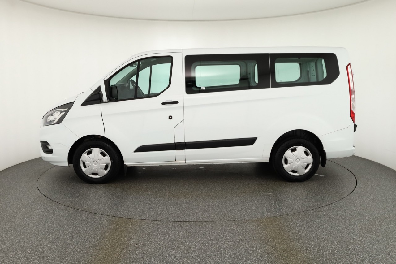 Ford Transit Custom L1 9-Sitzer