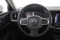 Volvo V60 Momentum Pro