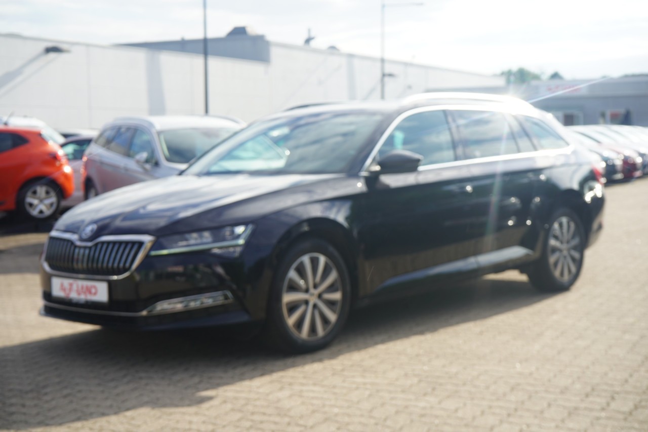 Skoda Superb Combi 2.0 TDI Premium Edition