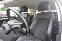 VW Passat Variant 1.5 TSI Highline R-Line