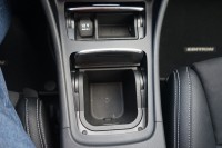 Mercedes-Benz A 200 A200d AMG-Line 4Matic