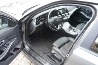 BMW 318 318d Touring Advantage Aut.