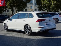 VW Golf VIII Variant 1.5 TSI R-Line