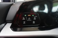 VW Golf VIII Variant eTSI