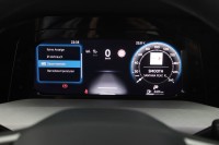 VW Golf VIII Variant 1.5 TSI Life