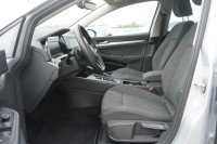 VW Golf VIII Variant 1.4 eTSI DSG