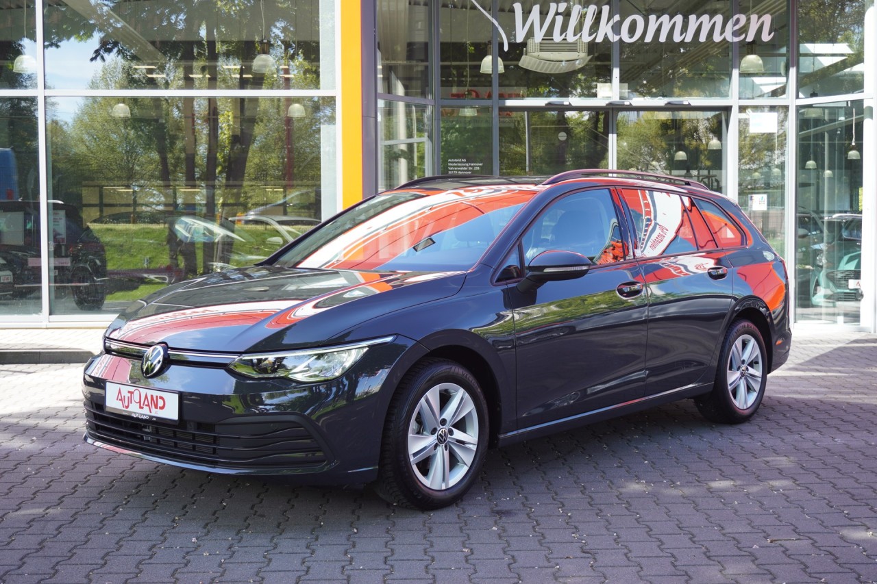 VW Golf VIII Variant 1.5 TSI Life