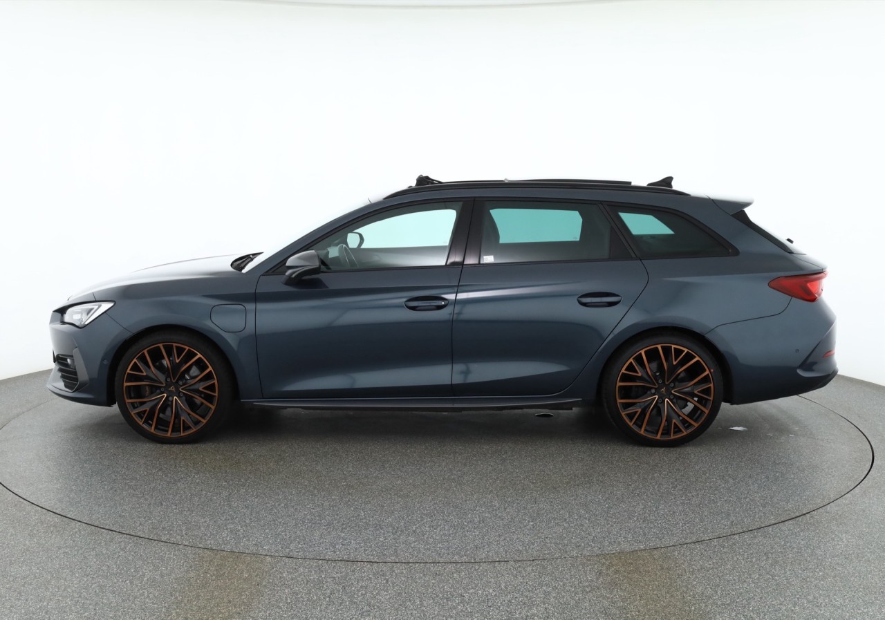Cupra Leon ST 1.4 TSI DSG e-Hybrid VZ