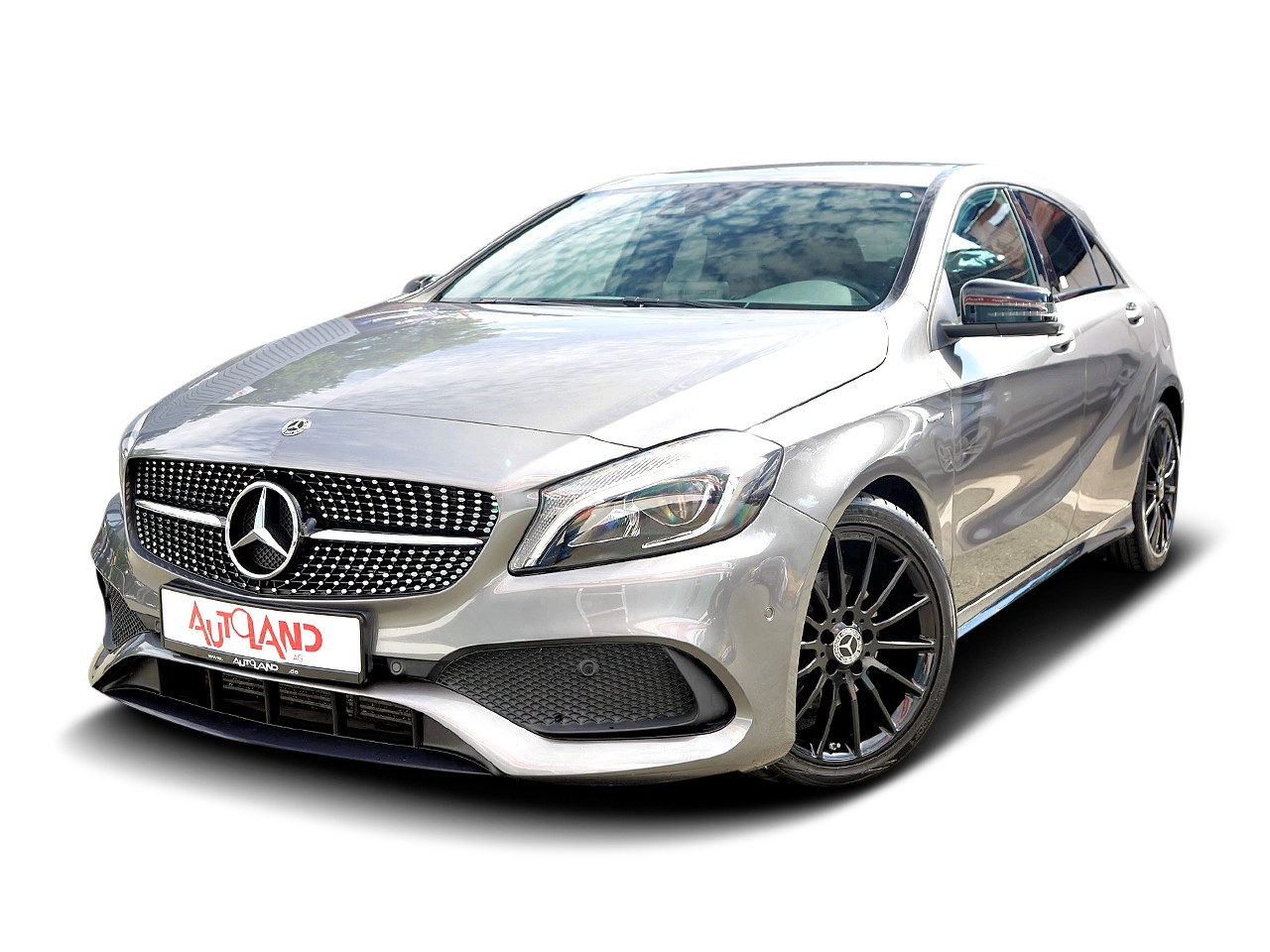 Mercedes-Benz A 200 A200d AMG-Line 4Matic