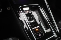 VW Golf VIII Variant 2.0 TSI DSG R-Line