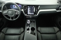 Volvo V60 B4 Plus Dark