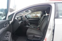 VW Golf VIII 1.0 eTSI