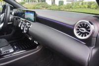 Mercedes-Benz CLA 180 AMG Line
