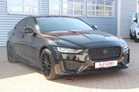 Jaguar XE D180 R-Dynamic SE
